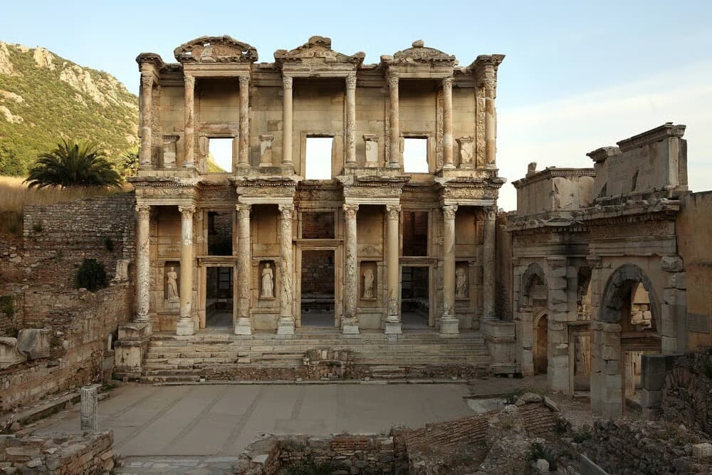 Tarihte Bugün: Efes, Dünya Miras Listesi'ne alındı