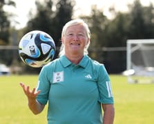 FIFA Başkanı Infantino duyurdu: Afgan kadın mülteciler, futbol sahasında yeni bir umut bulacak