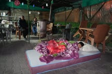 Denizli'de artçı deprem korkusu: Geceyi sokakta geçirdiler