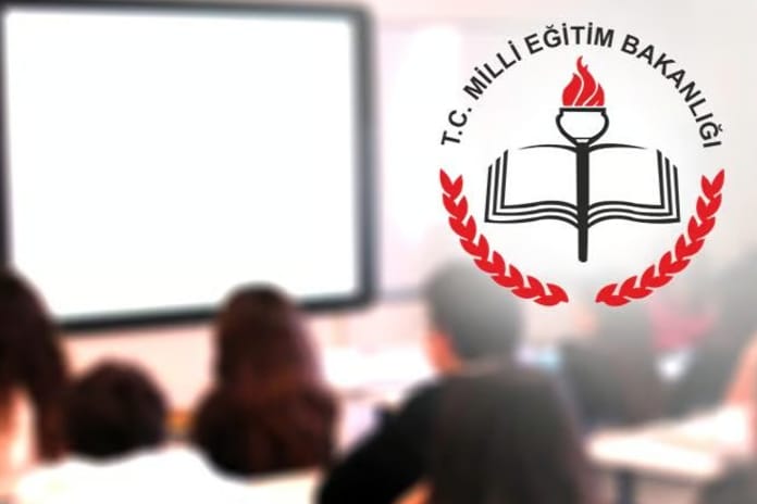 AÖL kayıt yenileme ne zaman? MEB ile AÖL kayıt yenileme ve ders seçim tarihleri