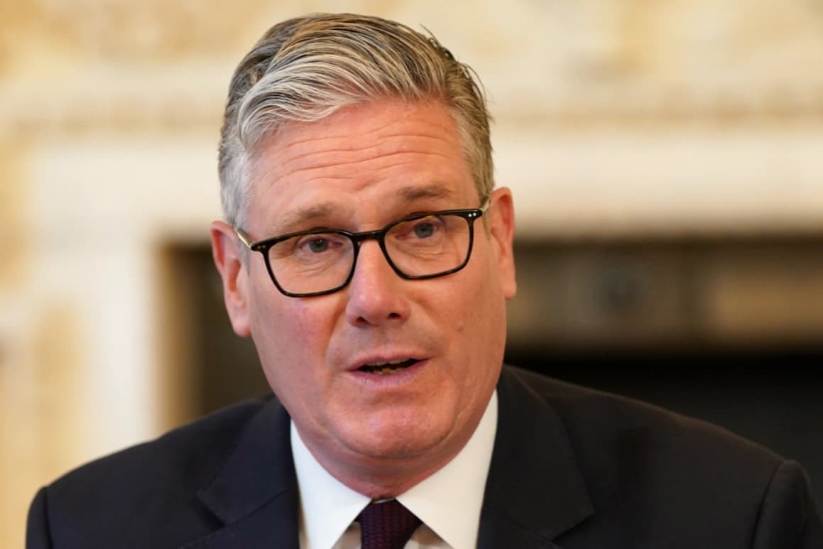 Keir starmer milletvekilliğinden de istifa etti: Siyasi kariyerinde yeni dönem