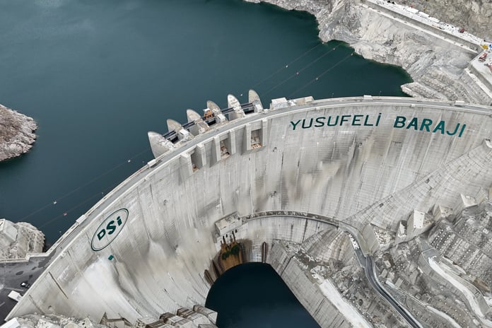 Yusufeli HES Türkiye'nin enerji ihtiyacını karşılıyor: 2.5 milyon kişiye elektrik üretiyor