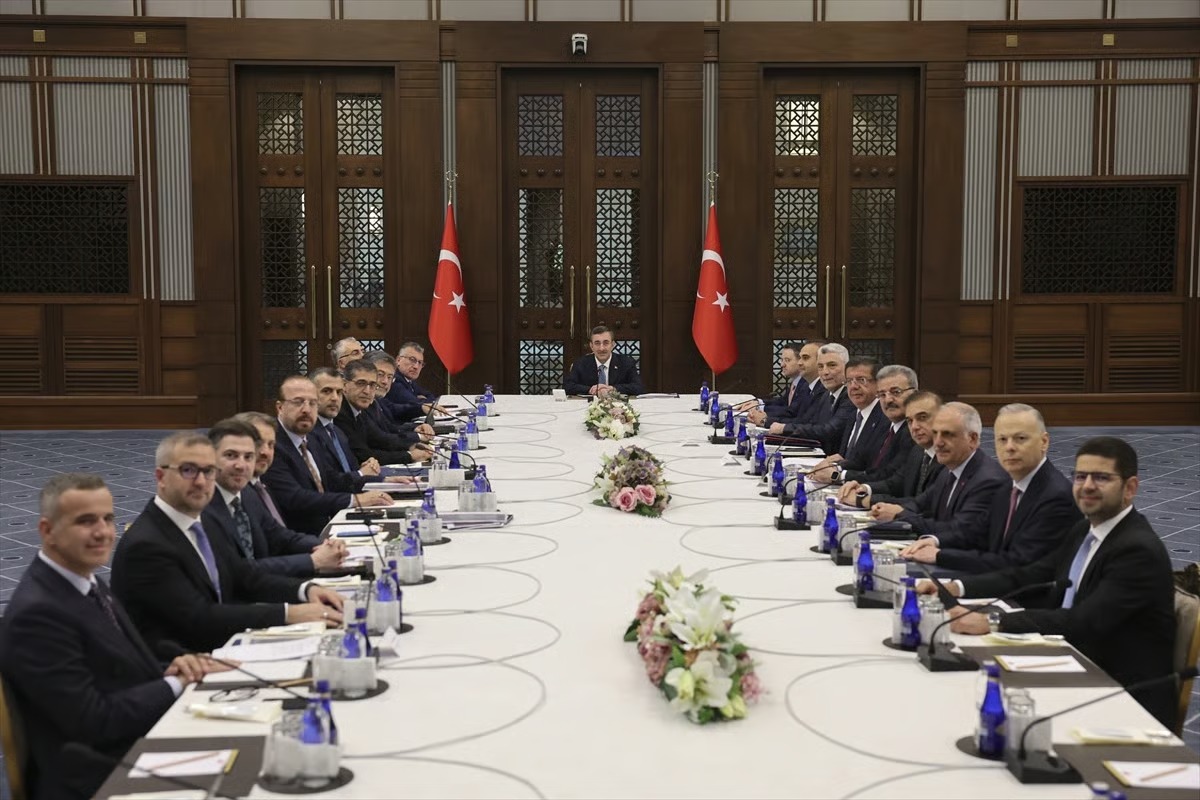EKK'da işgücü ve yargı paketi gündemi