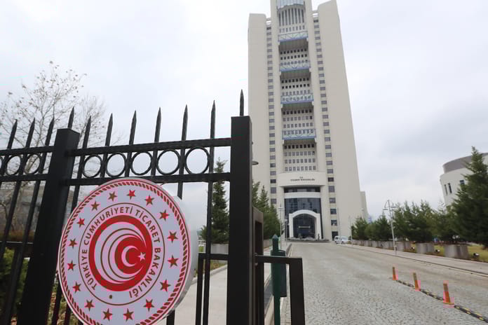 Reklam Kurulu'ndan elektrikli otomobil reklamlarına 15.8 milyonl TL ceza