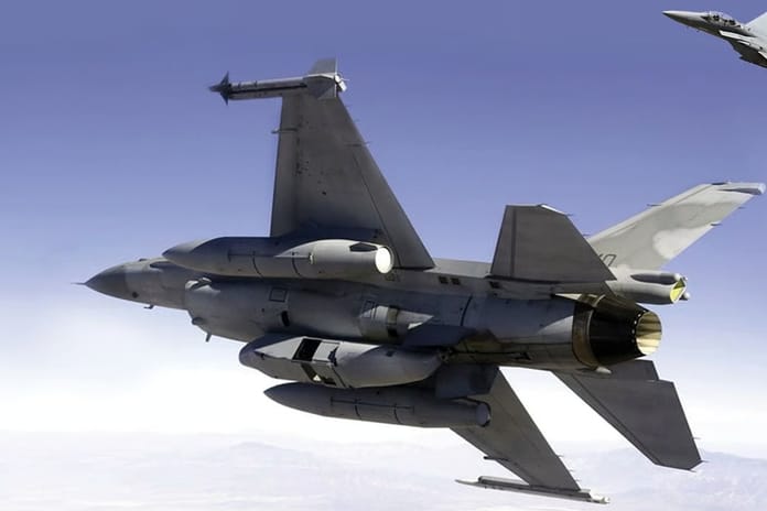 Raytheon, Polonya için MS-110 multispectral keşif podu tedarik edecek