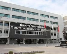 Antalya Büyükşehir Belediyesi soruşturmasında 8 yeni gözaltı: Rüşvet ve kara para aklama suçlaması