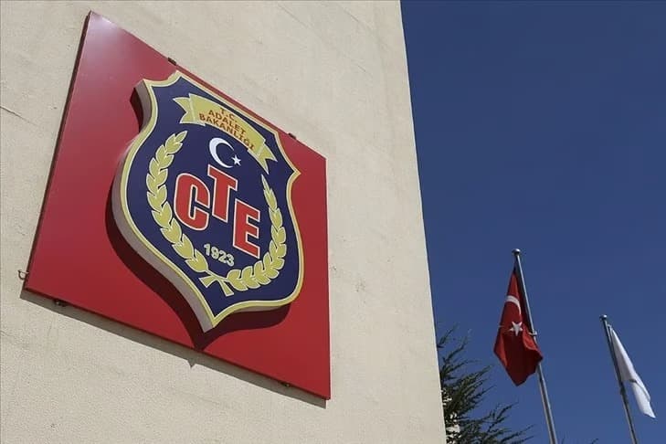 Ceza ve Tevkifevleri Genel Müdürlüğü açıkladı: Cezaevlerinde açık görüş izni çıktı!