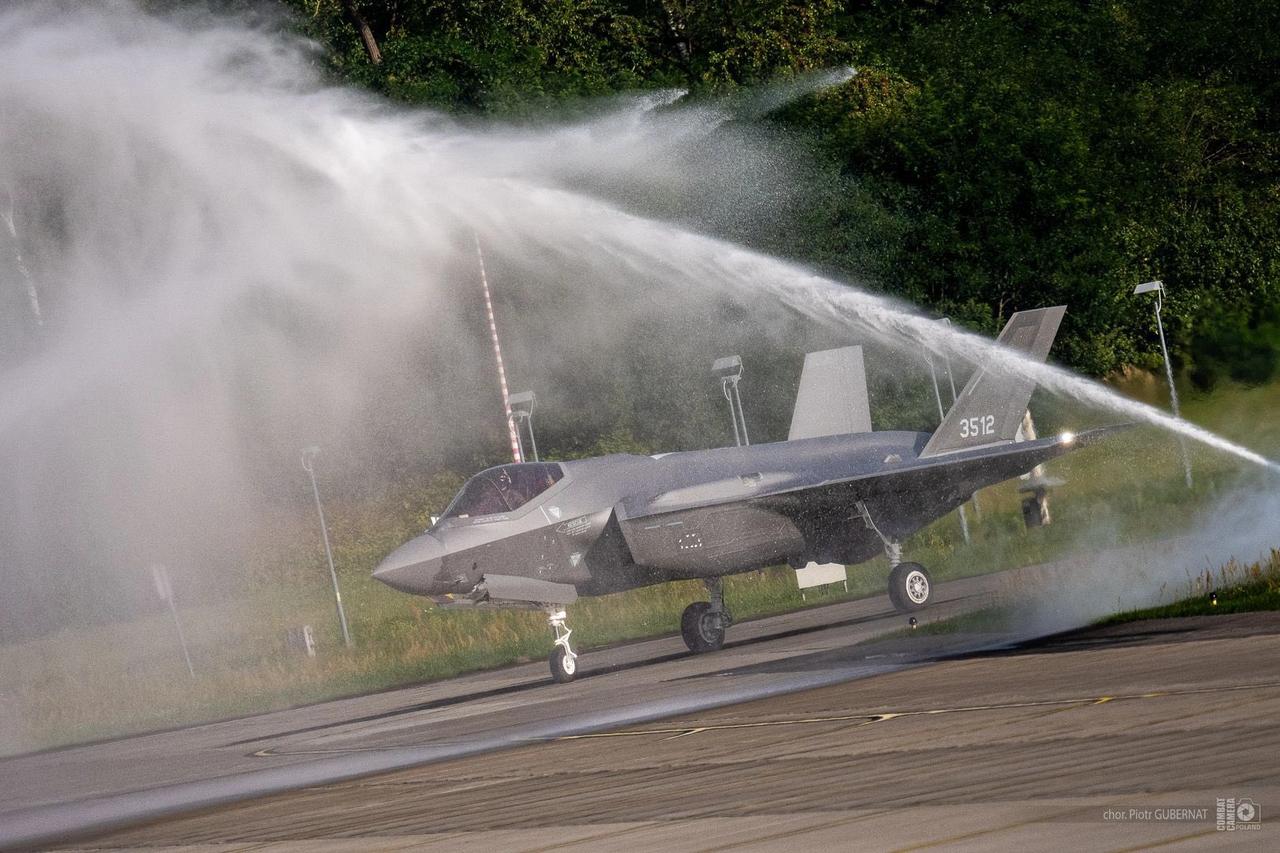 Polonya, 5 F-35A daha teslim aldı