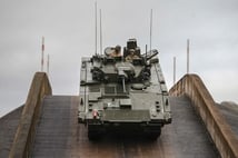 Birleşik Krallık, Ajax zırhlı araçlarında test sürecini yeniden başlatıyor