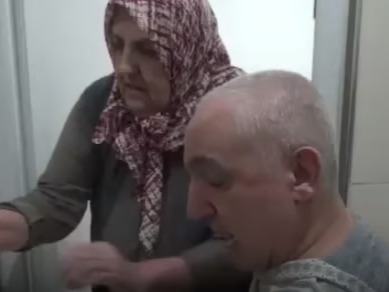 78 yaşındaki Olcay Anne’nin bitmeyen "evlat" imtihanı