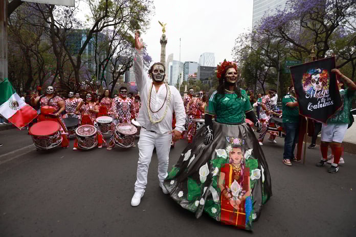 Halkın yoğun ilgisi ve turist akını