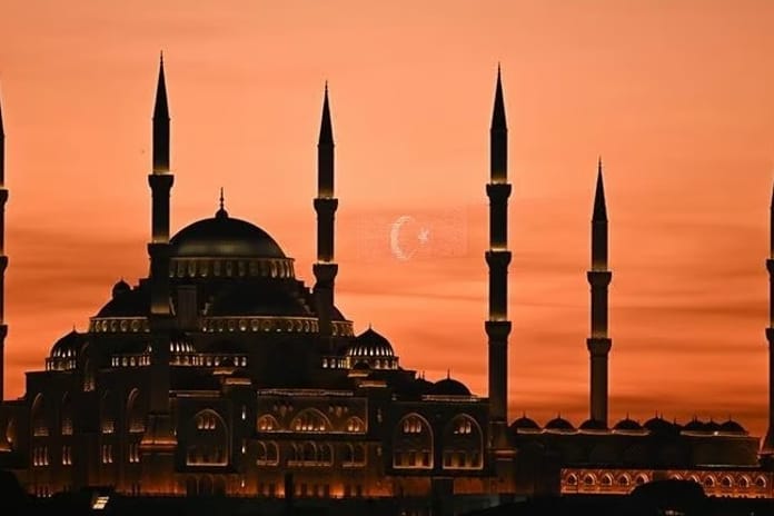 Orucu bozan ve bozmayan durumlar nelerdir? | Diyanet ile orucu neler bozuyor neler bozmuyor?