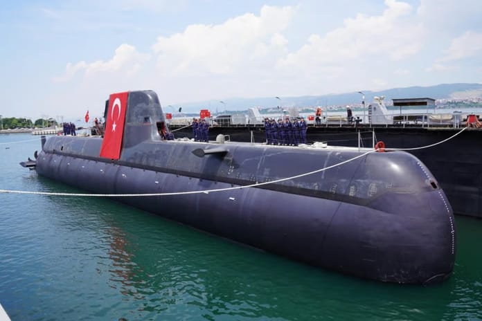 REİS sınıfı denizaltı TCG MURATREİS denize indirildi