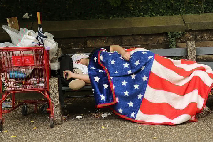 Evsizler ordusuyla Gonav Adası'nı ele geçirmeyi planladılar