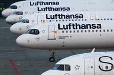 Alman havayolu şirketi Lufthansa'da çalışanlar yarın greve gidecek