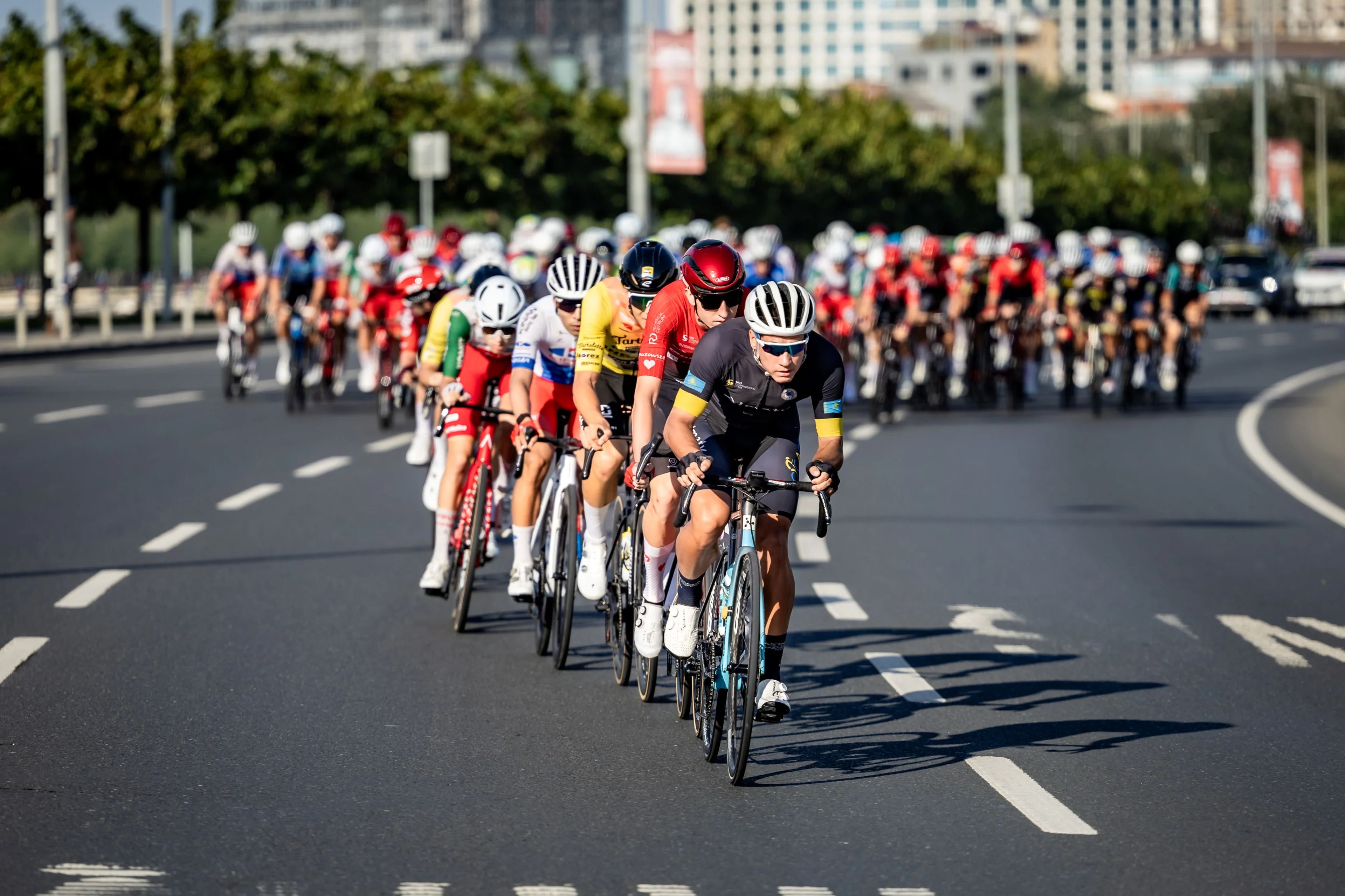 Tarihi yarımadada bisiklet şöleni: Dört gün süren Tour of İstanbul, Fatih etabıyla sona erdi 