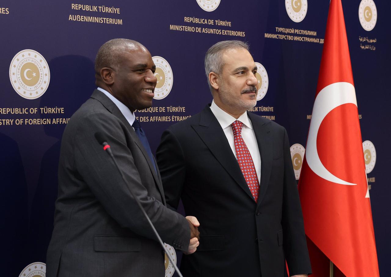 Dışişleri Bakanı Hakan Fidan ile İngiliz mevkidaşı David Lammy Dışişleri Bakanlığı'nda görüştü - AA