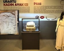 2700 yıllık Urartu kadın ayak izi Van Müzesi'nde