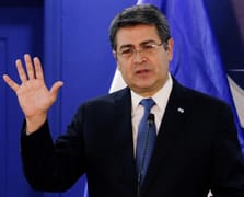 Trump uyuşturucu kaçakçılığından hüküm giyen eski Honduras liderini affetti