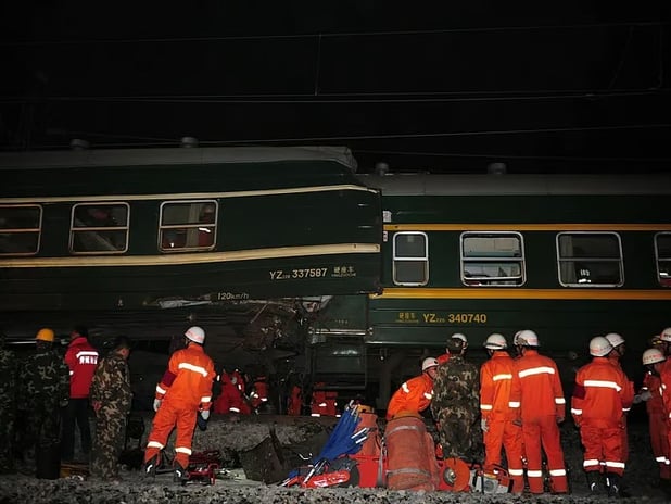 Yunnan'da tren kazası: 11 işçi hayatını kaybetti