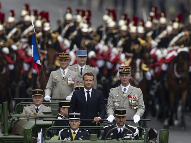 Macron, savunma harcamalarını hızlandırma planını açıkladı