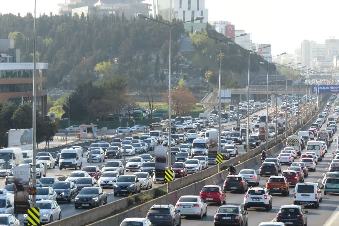  İstanbul'da bu yollar trafiğe kapalı