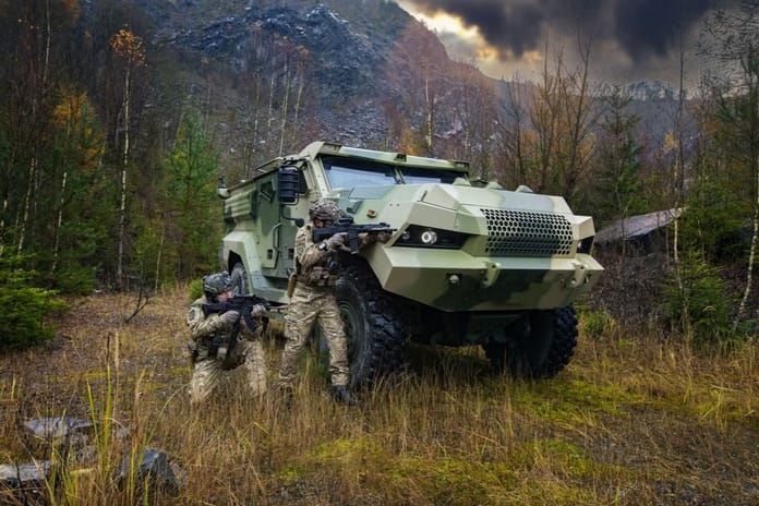 Excalibur Army, Güneydoğu Asya’da Patriot zırhlı araçları için 300 milyon dolarlık rekor ihracat sözleşmesi imzaladı