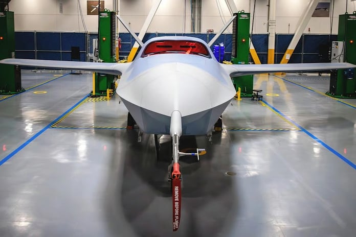 ABD'nin yeni nesil insansız savaş uçağı ilk kez görüntülendi