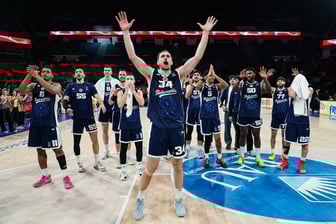 Bahçeşehir Koleji yarı final için sahada