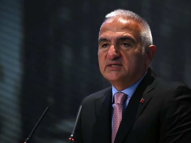 Turizmde ilk 9 ayda 50 milyar dolar gelir elde edildi