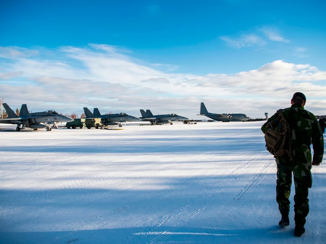 NATO Expands Arctic Command as EU Sanctions Russia's Shadow 