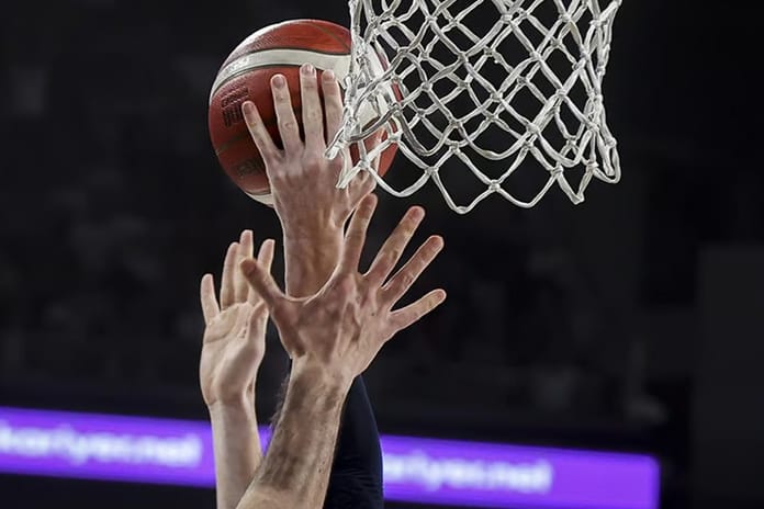 Geçen sezonun iki finalisti kupa için sahnede: 38. Cumhurbaşkanlığı Kupası'nda derbi finali