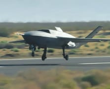 YFQ-42A: ABD’nin yeni nesil insansız savaş uçağı ilk uçuşunu gerçekleştirdi