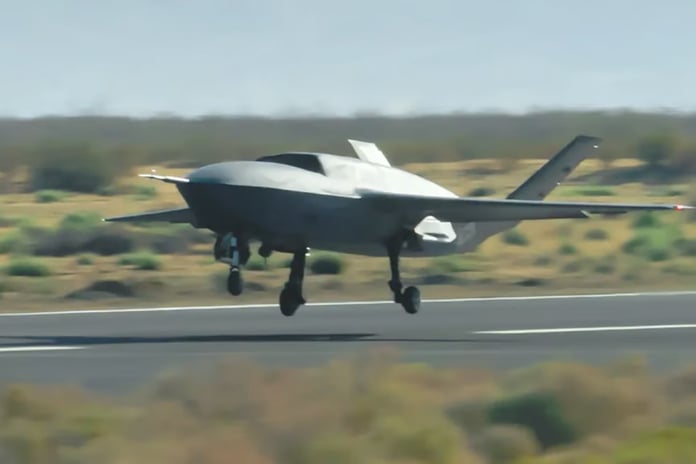 YFQ-42A: ABD’nin yeni nesil insansız savaş uçağı ilk uçuşunu gerçekleştirdi