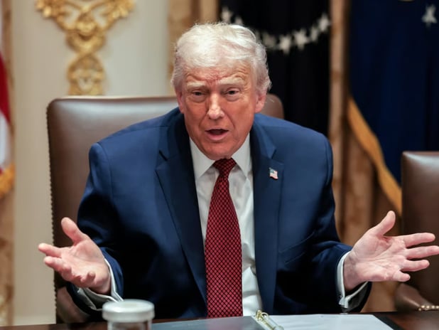 Trump fentanili kitle imha silahı ilan eden kararnameyi imzaladı