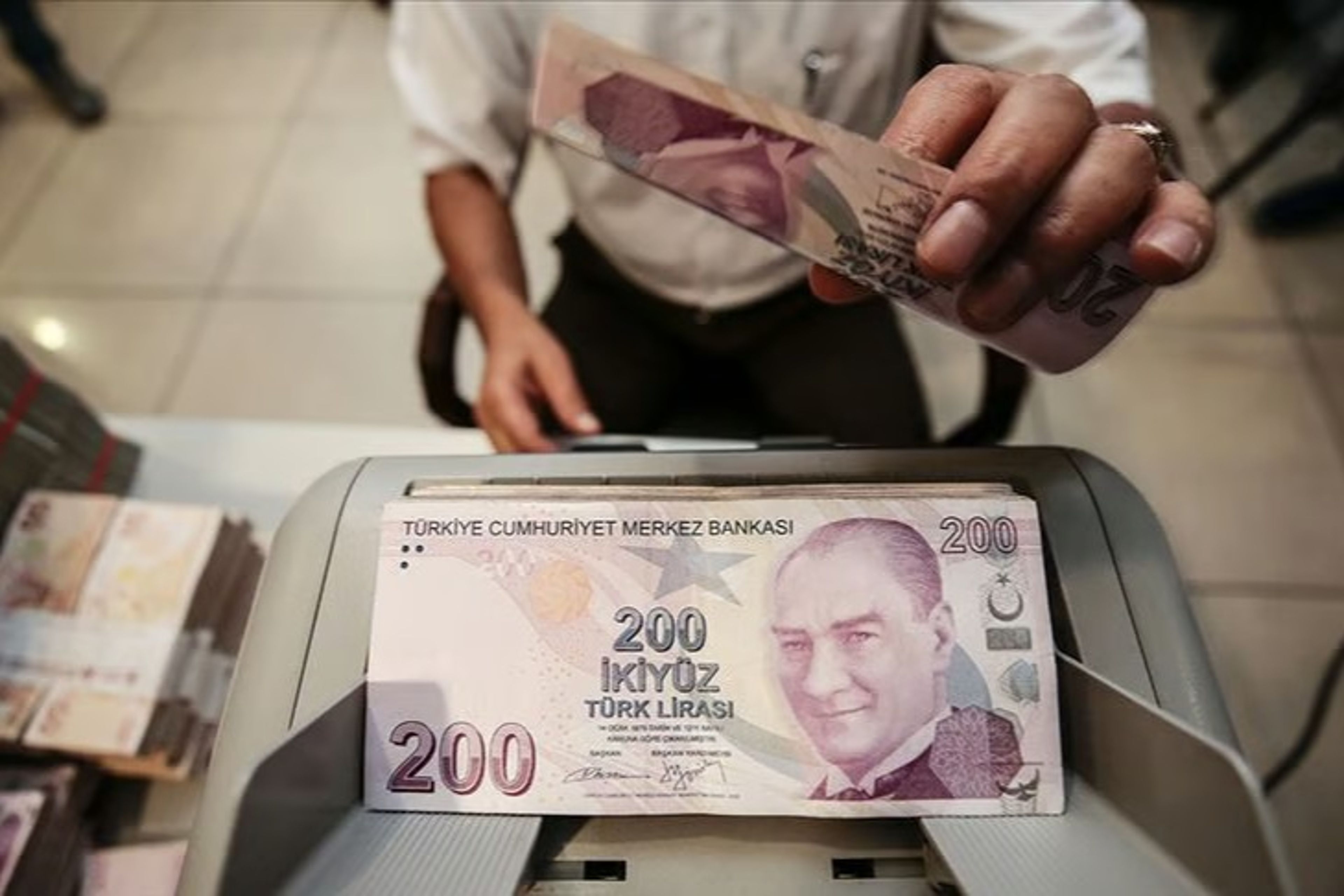 Bakanlıktan yeni vergi düzenlemesi: Doktor, kuyumcu, emlakçı ve galericilere yeni harç yolda 