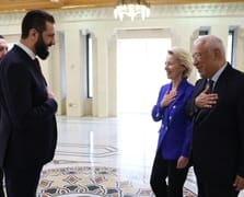 Avrupa Suriye’nin yeniden inşası için destek sözü verdi