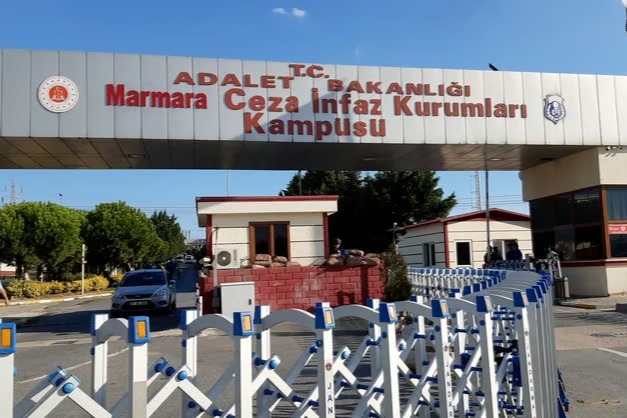 İBB yolsuzluk davasında 'aç bırakıldık' iddiası