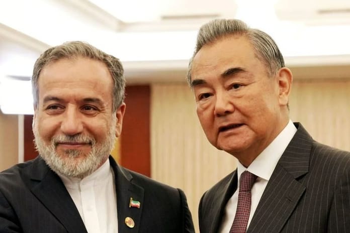 Çin'den rejim karşıtı protestoların devam ettiği İran'a destek açıklaması