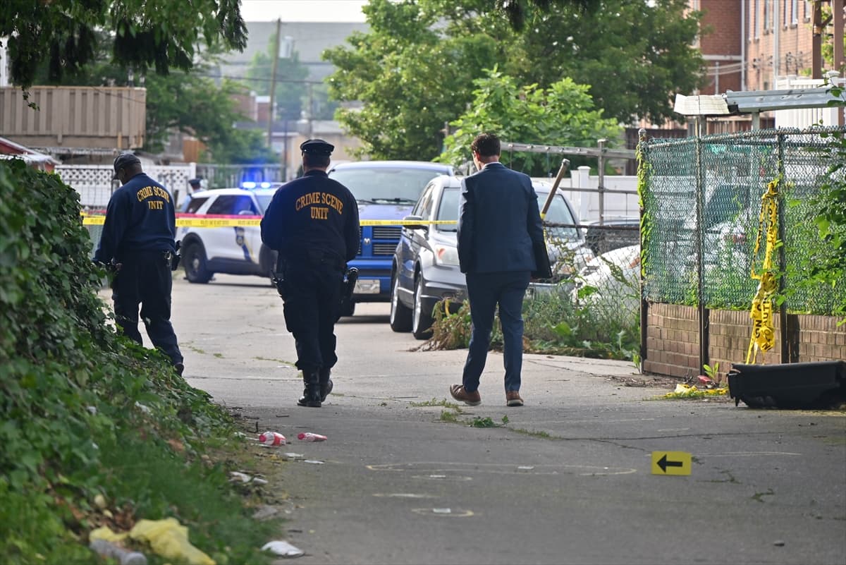 Philadelphia’da soygun girişiminde bulunan şüpheli öldürüldü