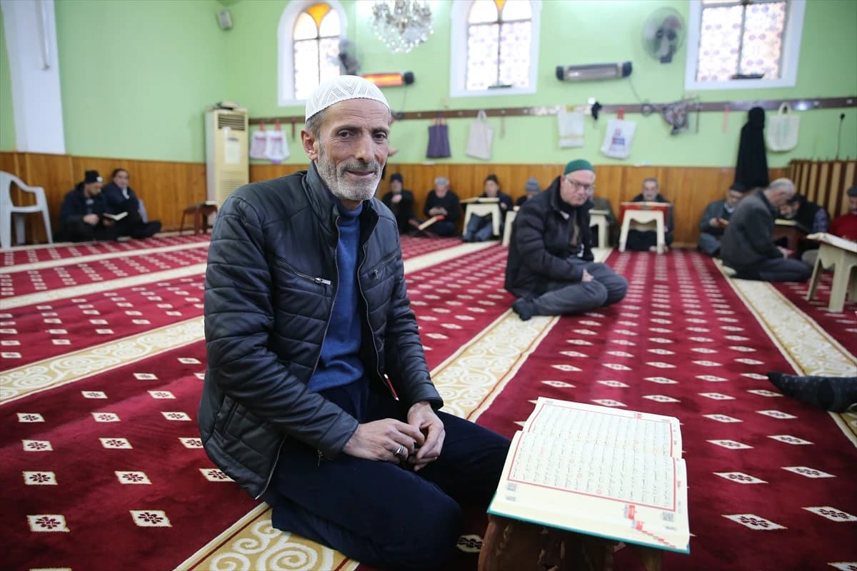 Siirt, Şırnak ve Batman'daki tarihi camilerde asırlık mukabele geleneği yaşatılıyor