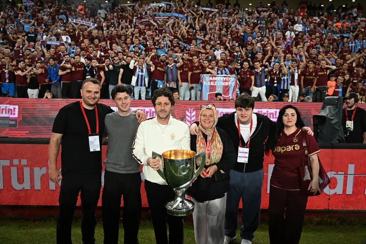 İkinci finalde gelen kupa
