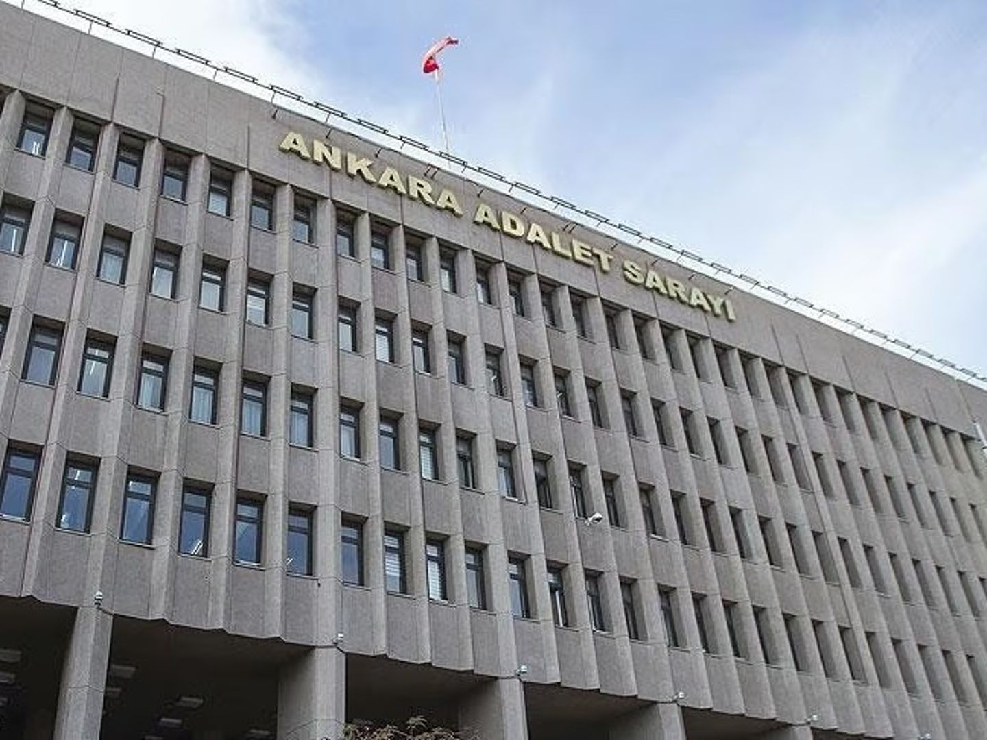 Ankara'da terör örgütü soruşturmasında 16 gözaltı kararı