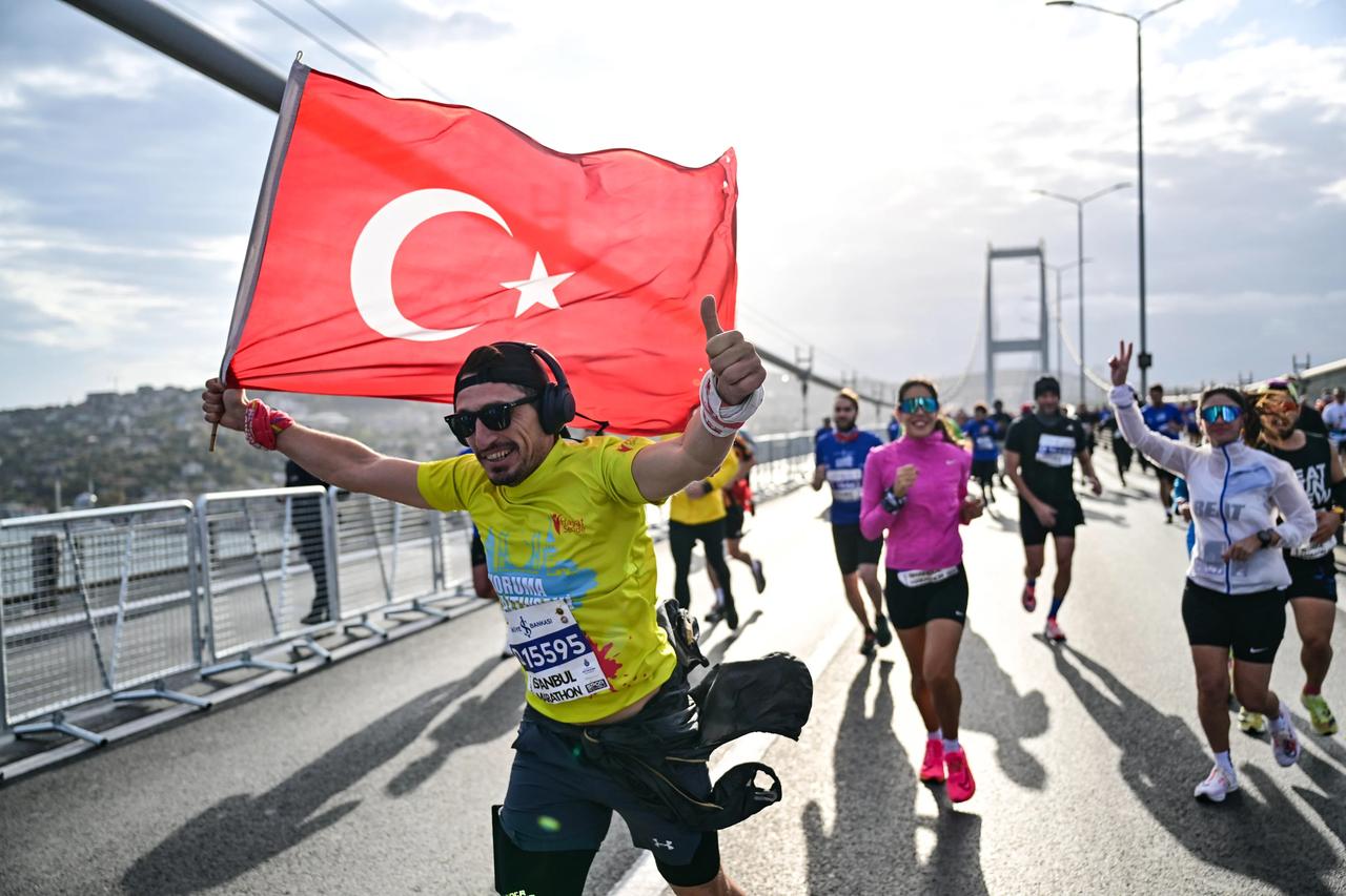47. İstanbul Maratonu'nda tarihi bağış rekoru! Avrupa üçüncüsü oldu