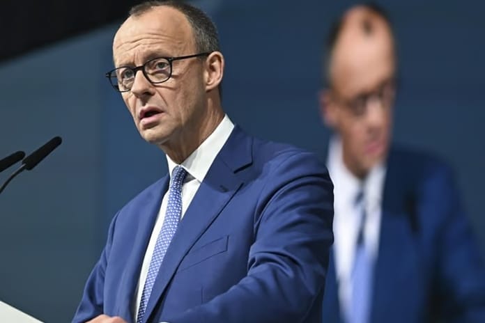 Merz Federal Meclis’te Başbakanlık için gerekli oyu alamadı