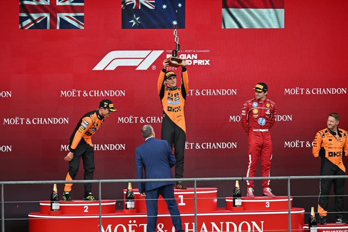 Yağışlı Spa-Francorchamps'ta McLaren fırtınası: Piastri yarışı kazandı, Norris takımına dubleyi getirdi