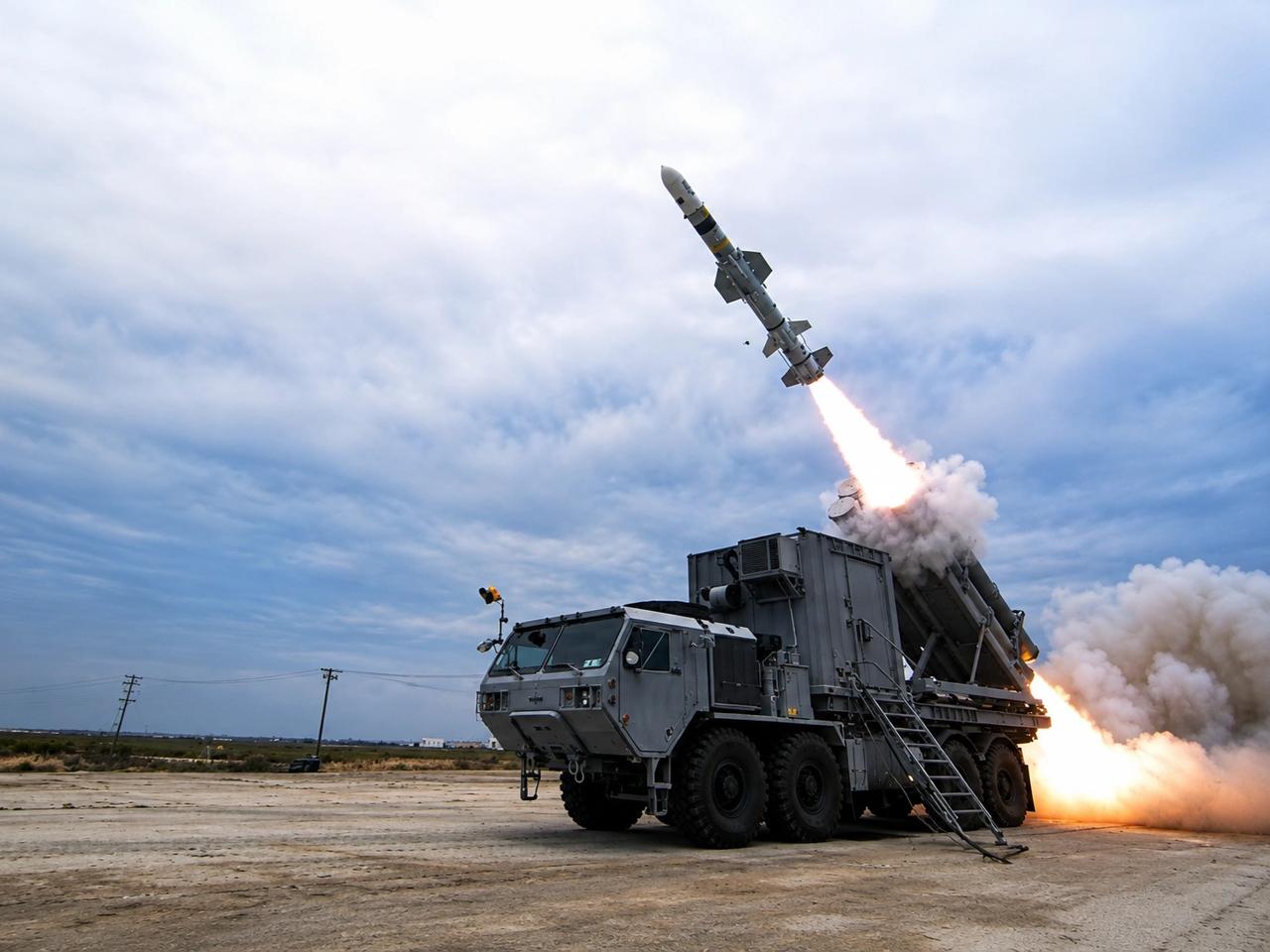 ABD, Harpoon kıyı savunma sistemini test etti