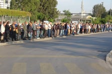 İzmir'de 23 bin işçi greve çıkınca toplu ulaşım çöktü