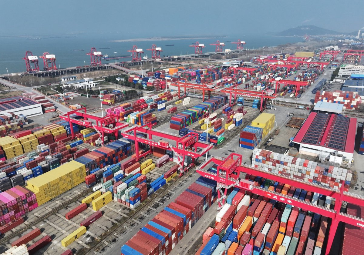 Çin'in Anhui eyaletinin Wuhu kentindeki liman - Reuters