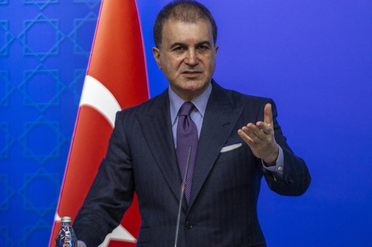 AK Parti Sözcüsü Ömer Çelik'ten AP’li parlamentere sert tepk